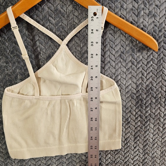 Colsie Womens Cream Ribbed Seamless Halter Crop Top Bralette Medium - Picture 3 of 5